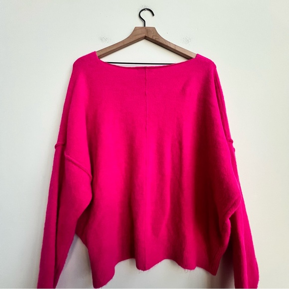 Evereve Rochelle Off Shoulder Pullover Sweater Fushia Pink Medium Relaxed Soft - Picture 16 of 16